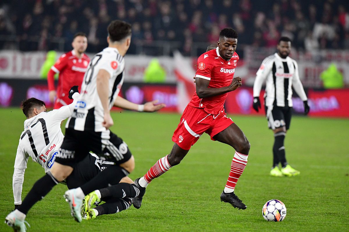 Dinamo - U Cluj 0-0 » Fără gol la vârful Superligii. Duel sărac în ocazii pe „Arc”