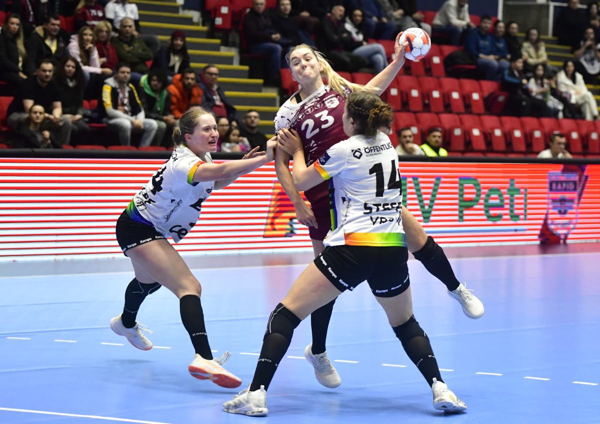 După două egaluri, în sfârșit o victorie pentru Rapid București! Echipa lui Laurent Bezeau a dominat repriza secundă