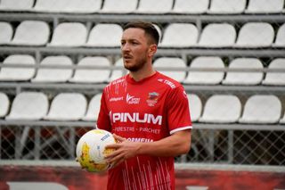 Ionuț Panțîru a rămas fără echipă » Jucătorul s-a contrat cu un fan: „Scuză-mă pe mine”