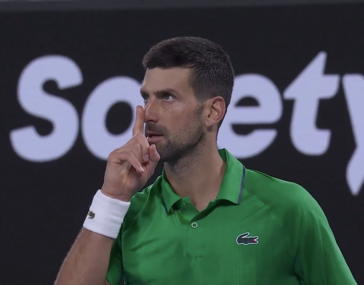 Apostrofat în timpul meciului, Novak Djokovic a refuzat sa aplaude publicul după calificarea în optimi: „Taci odată, du-te dracului!”