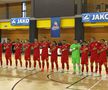 România - Groenlanda la futsal. Daniel Dinu, cu numărul 13 / Sursă foto: Futsal Week / frf.ro