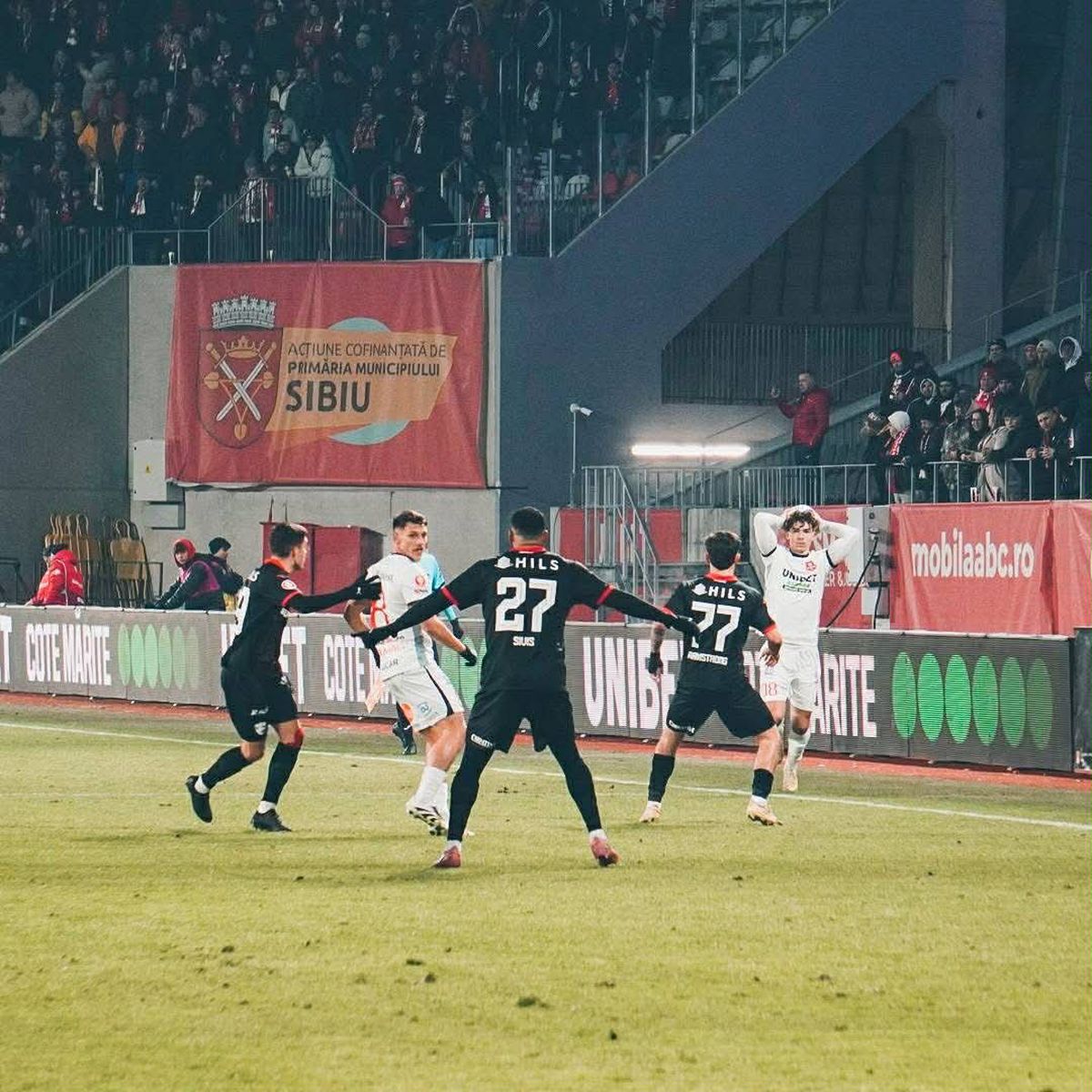 „Nu e nimic întâmplător, are buget de campioană!” » Ce a remarcat Ciprian Marica în jocul lui Dinamo: „Fără să aibă un atacant”