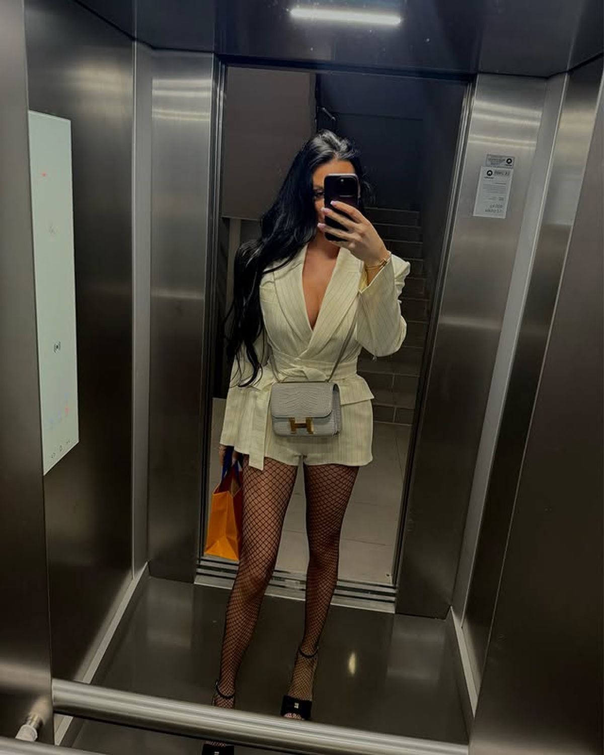 „Coșmarul” Craiovei a „spart” banca de ziua soției! » 300.000 de euro pentru cel mai nou bolid