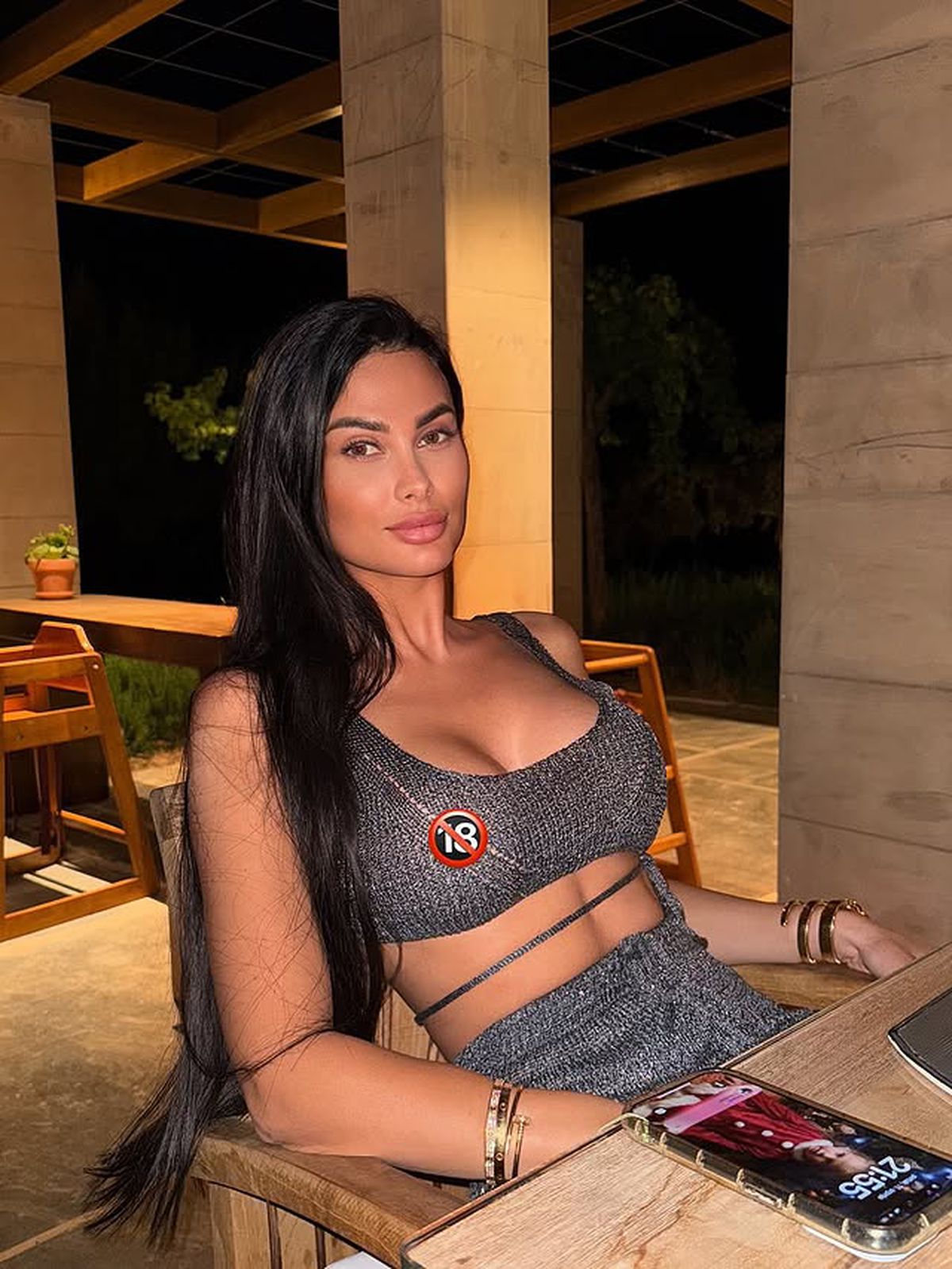 „Coșmarul” Craiovei a „spart” banca de ziua soției! » 300.000 de euro pentru cel mai nou bolid