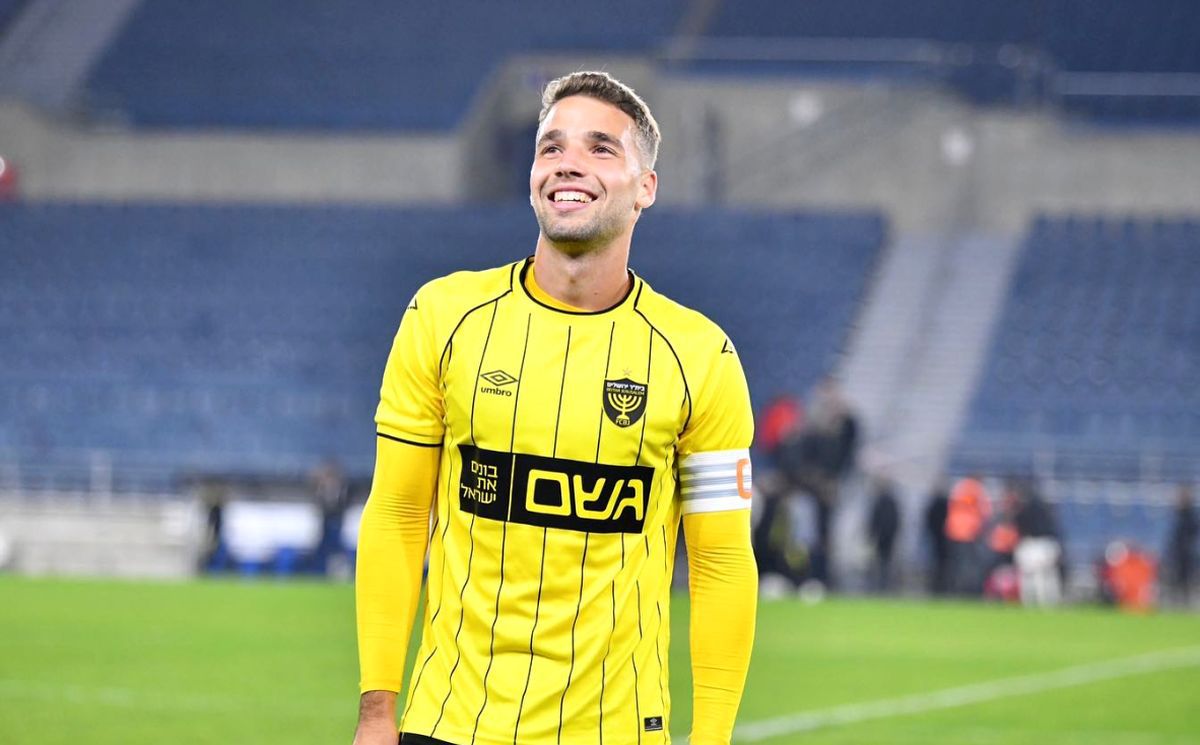 Transfer anunțat la 12 ore după Hermannstadt - Dinamo » Contract pe doi ani și jumătate cu jucătorul de națională