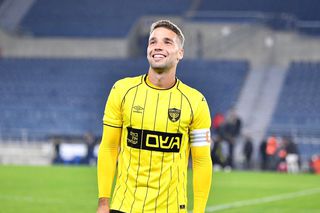 Transfer anunțat la 12 ore după Hermannstadt - Dinamo » Contract pe doi ani și jumătate cu jucătorul de națională