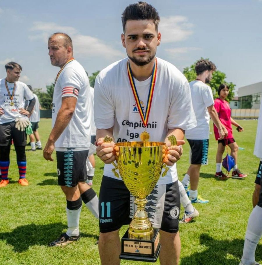 Daniel Dinu / Sursă foto: Facebook Naționala României a jucat cu Groenlanda la futsal » Adversarii i-au lăsat mască pe „tricolori”: „Erau foarte răi, tocmai asta ne-a încurcat”