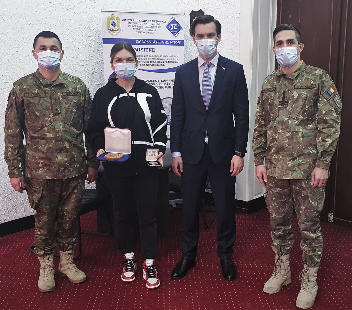 Darren Cahill nu s-a vaccinat împotriva coronavirusului! Ce dificultăți are antrenorul Simonei Halep