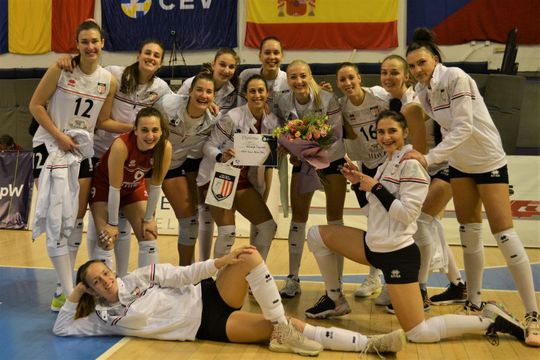 Poza de bucurie Volei Alba Blaj FOTO CEV