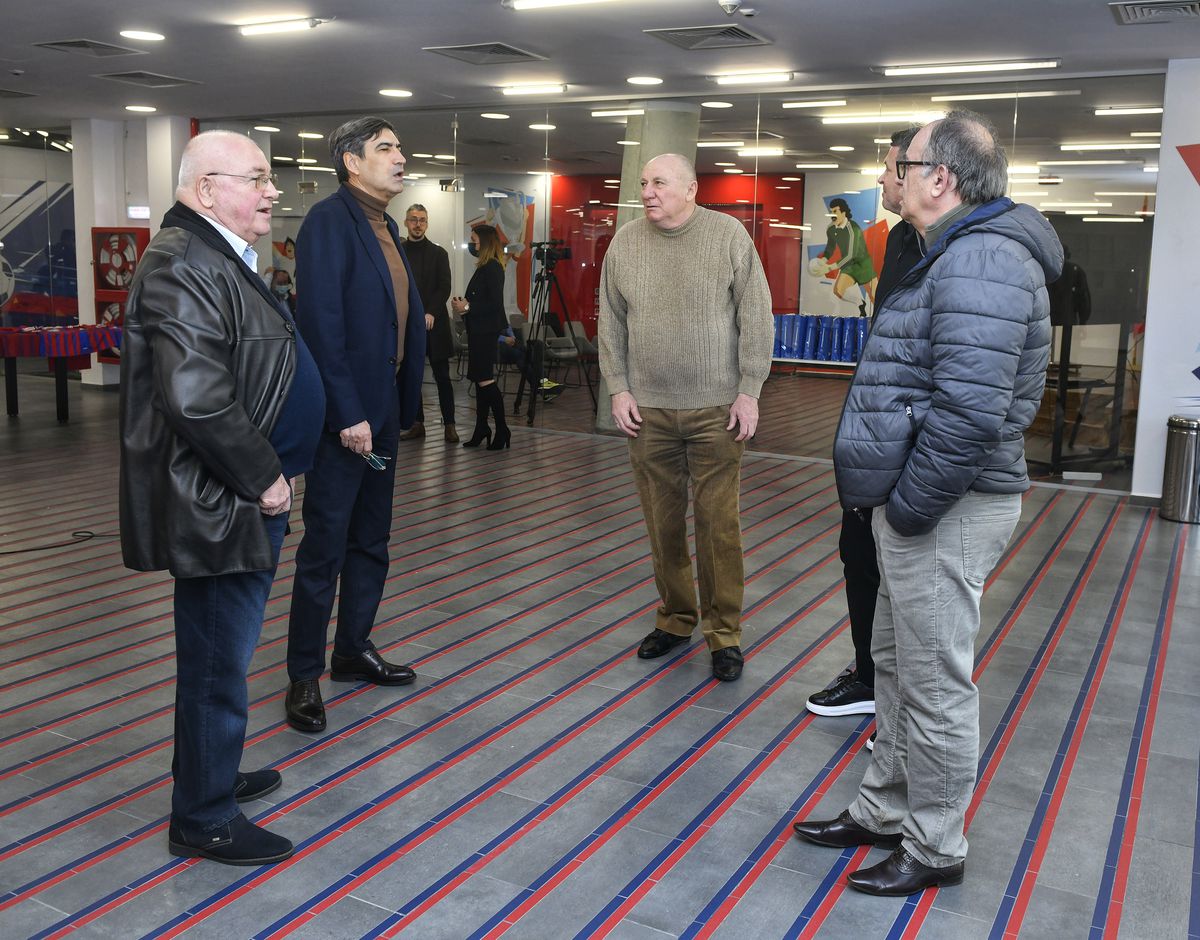 35 de ani de la Supercupa Europei cucerită de Steaua în fața lui Dinamo Kiev » Legendele steliste, cu gândul la situația din Ucraina: „E dureros!”