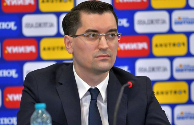 Nu-l lasă pe Burleanu să candideze de unul singur » Deși au zero șanse, doi oameni din fotbal plănuiesc să participe la alegeri: „O au grea cu mine!"