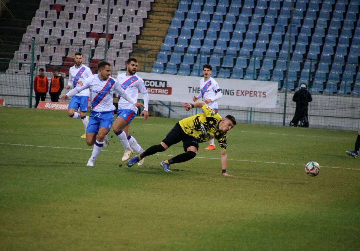 Liga 2, etapa #17. Șase, vine Dinamo! „Câinii” au demolat Unirea Constanța în ultimul meci al rundei. Clasamentul ACUM