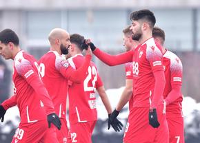 Ei ar putea fi principalii beneficiari ai afacerii de la Dinamo! Cum a fost primită vestea în vestiarul lui Burcă