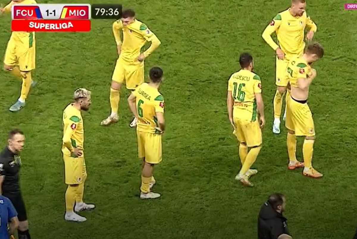 Noi scene dramatice la un meci al Craiovei » A fost nevoie de intervenția Ambulanței! De unde ar fi pornit totul