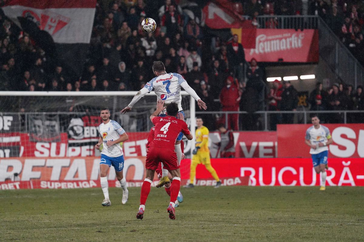 Adrian Mazilu, jokerul „Regelui” Hagi la Arad » Farul e sigură de primul loc și la finalul etapei #27! Clasamentul ACUM