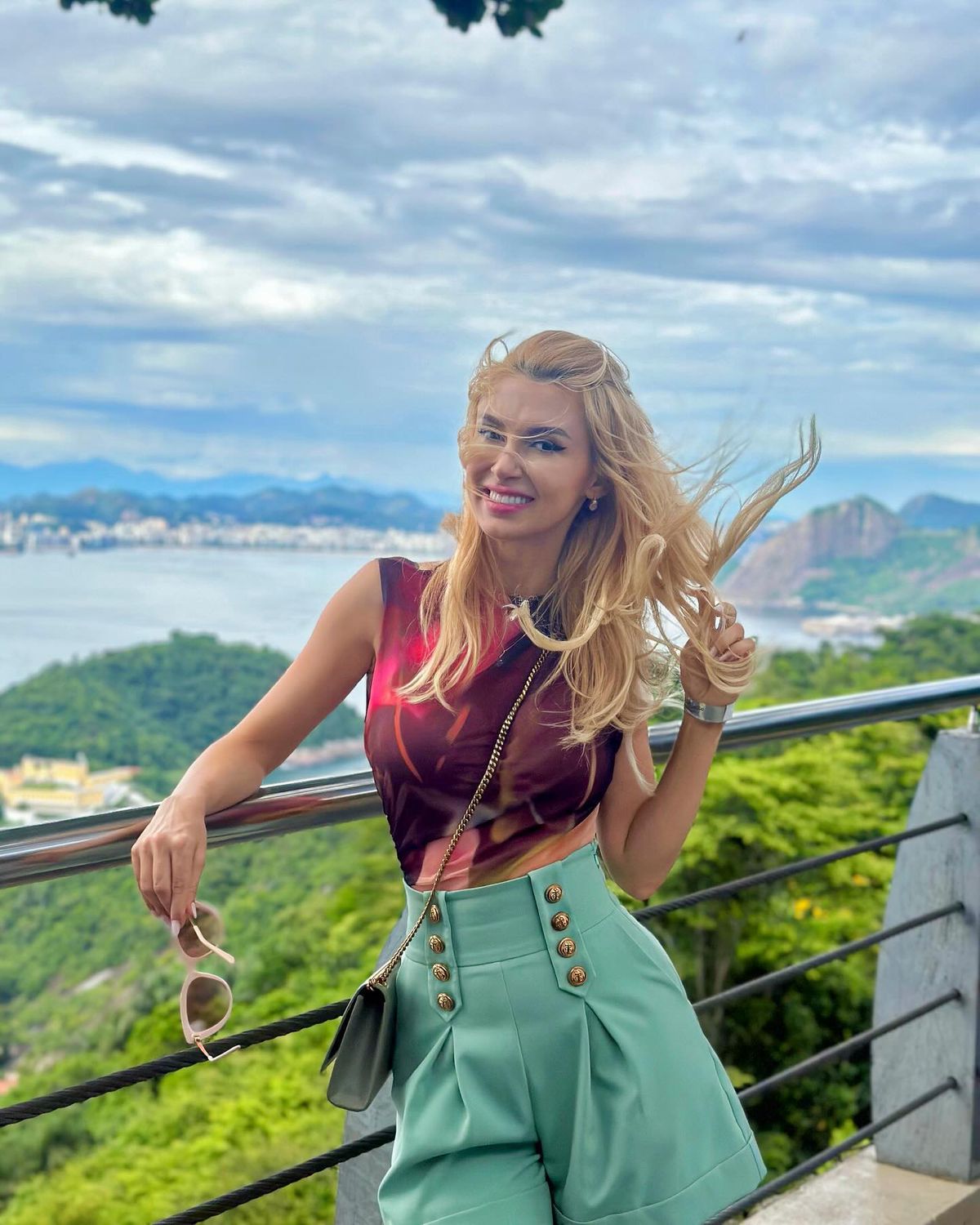 Destinație de lux aleasă de Andreea Bălan și Victor Cornea pentru a sărbători Dragobetele