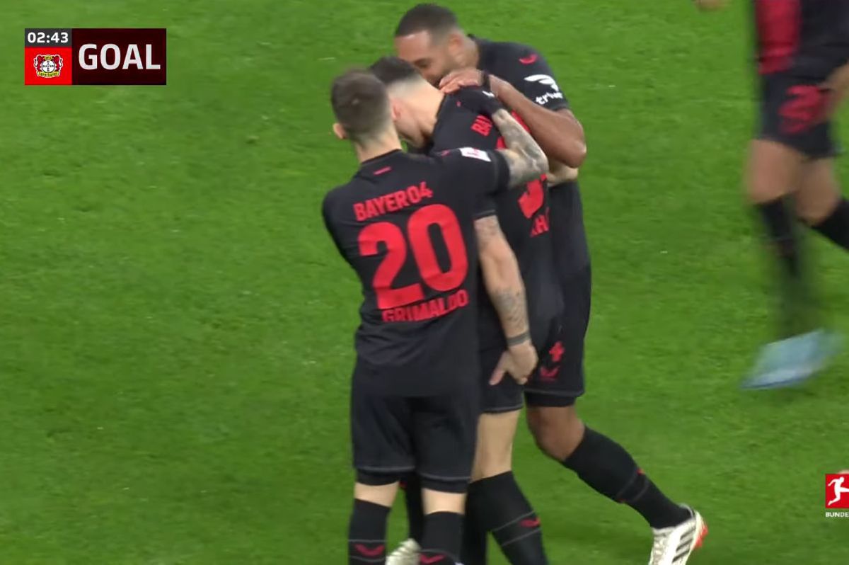 Bucuria lui Granit Xhaka după golul înscris în partida Leverkusen - Mainz