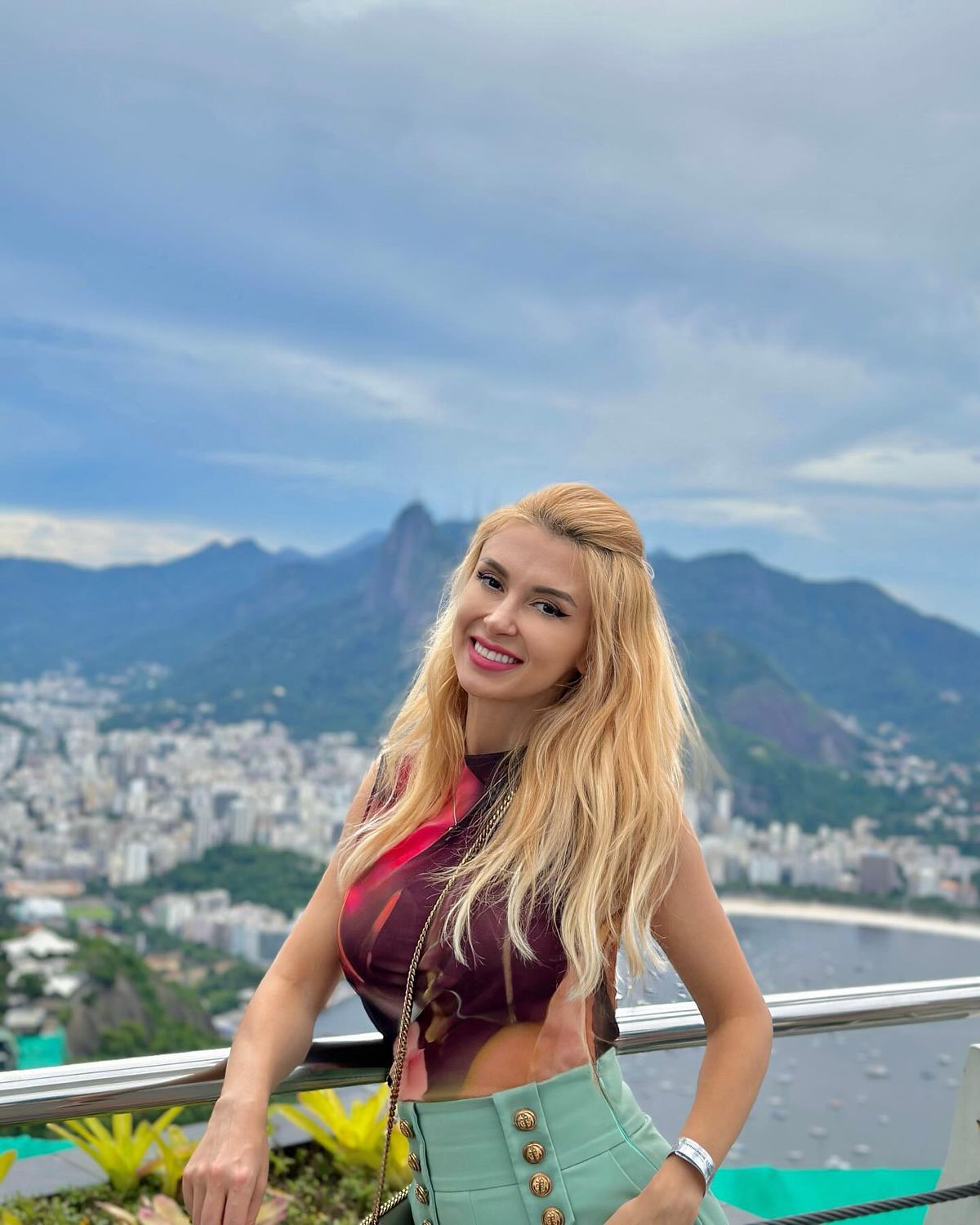 Destinație de lux aleasă de Andreea Bălan și Victor Cornea pentru a sărbători Dragobetele