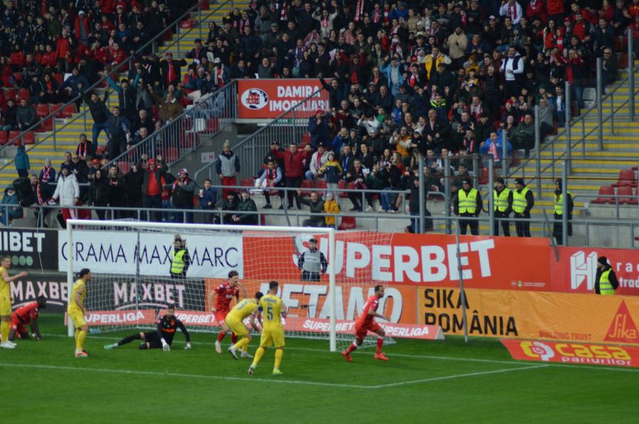 Rednic nu glumește! UTA Arad câștigă și duelul de play-off cu Petrolul și e la egalitate cu locul 6 din Superliga