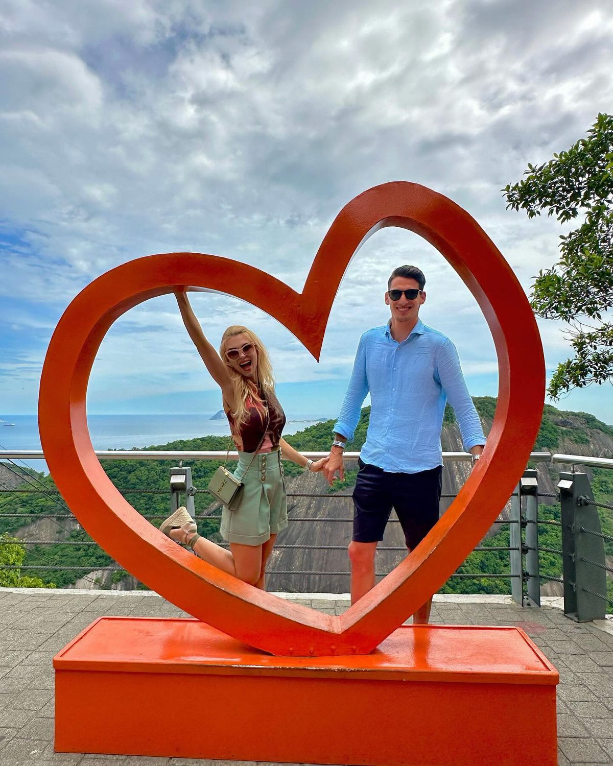 Destinație de lux aleasă de Andreea Bălan și Victor Cornea pentru a sărbători Dragobetele