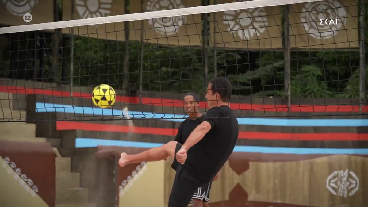 Ronaldinho - Survivor