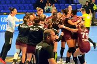 Petrecere în mașină! Rafael van der Vaart, clip viral după calificarea Rapidului în „optimile” Ligii Campionilor la handbal feminin