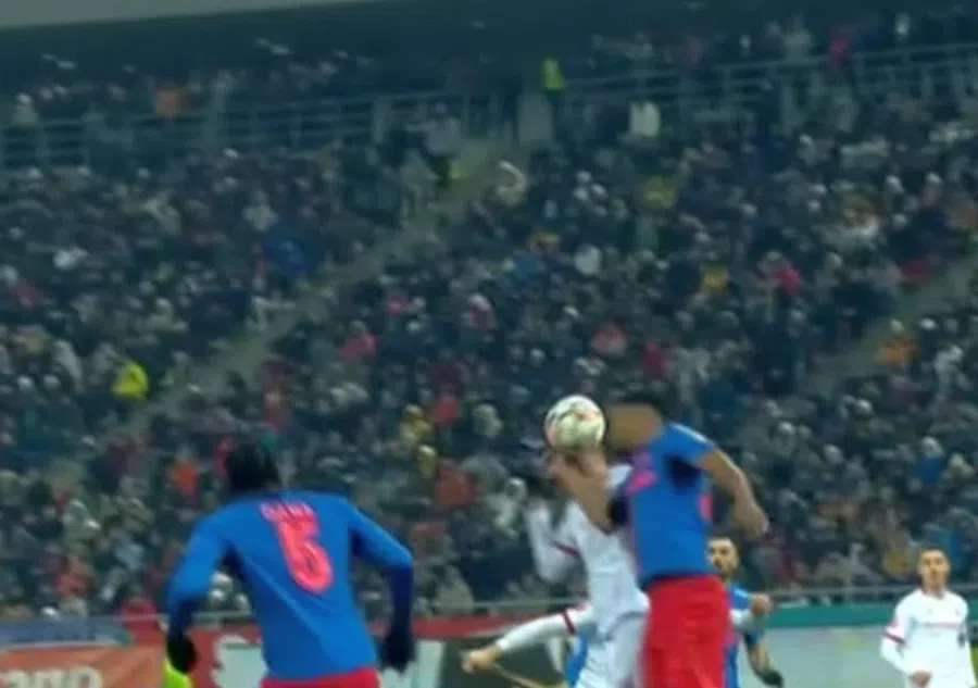 Penalty cerut de Dinamo la derby-ul cu FCSB, foto: captură de ecran Prima Sport Kyros Vassaras, explicație ciudată după scandalul penalty-ului de la FCSB - Dinamo