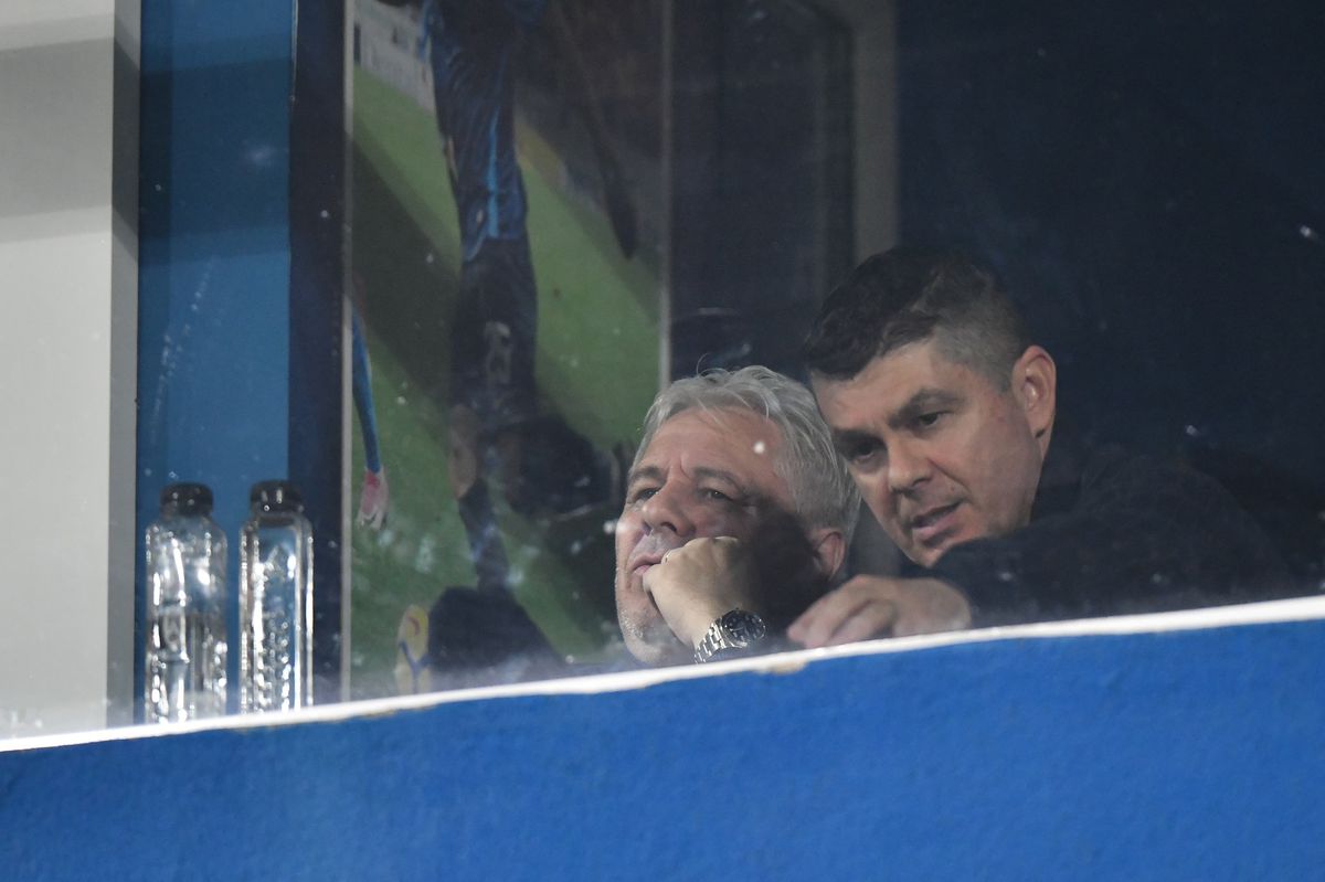 Marius Șumudică, în tribune la Farul - Rapid