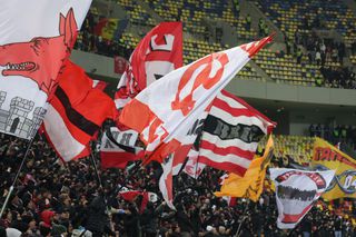 Interziși pe stadion » Ce au făcut 3 fani ai lui Dinamo la derby