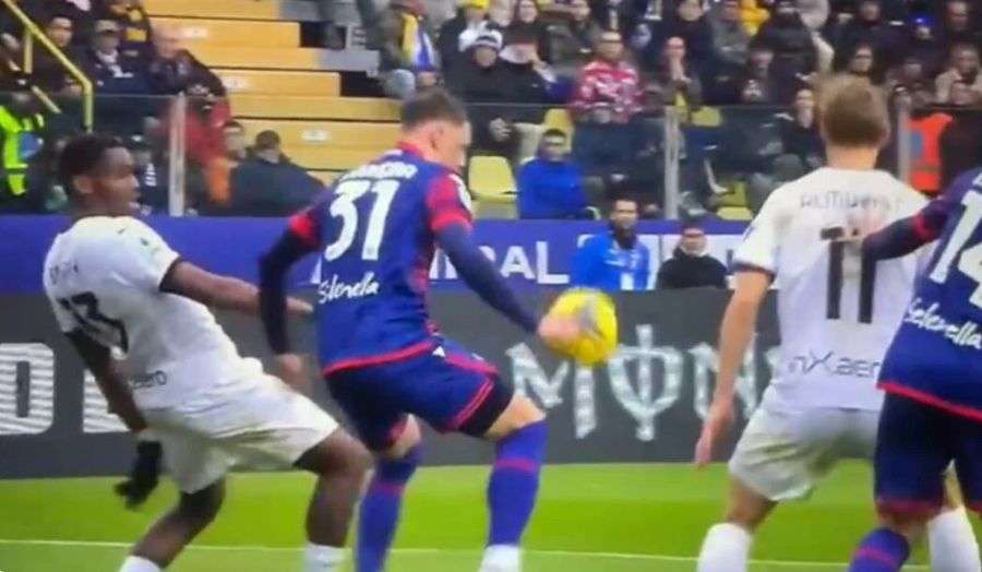 „Centralul” de la debutul lui Chivu la Parma va primi o suspendare mare! » Ce a hotărât Asociația Arbitrilor