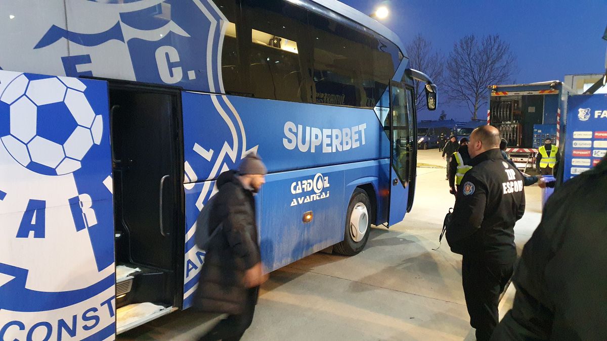 Imagini înainte de Farul - Rapid, 24.02.2025