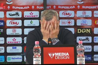 Rednic a ajuns la capătul puterilor! A dat cu pumnul în masă la conferință și și-a anunțat plecarea de la UTA: „M-am săturat”