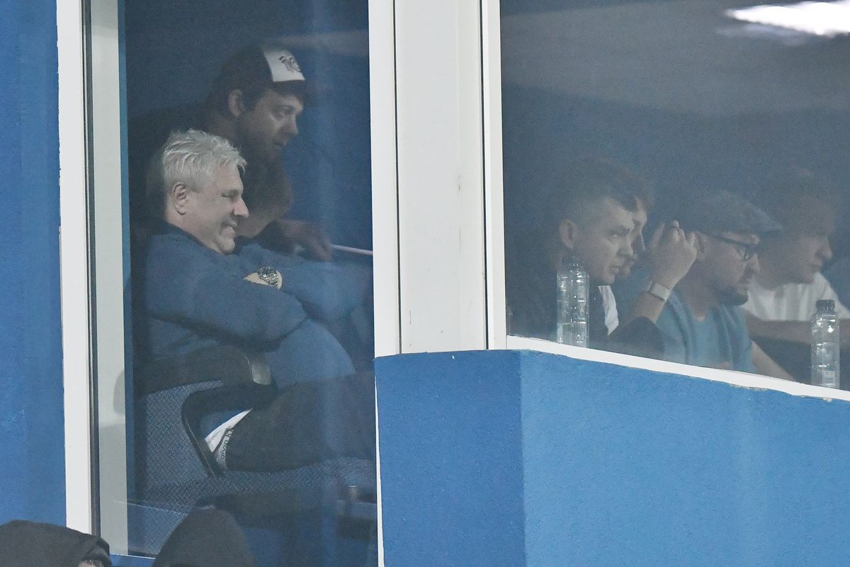 Marius Șumudică, în tribune la Farul - Rapid