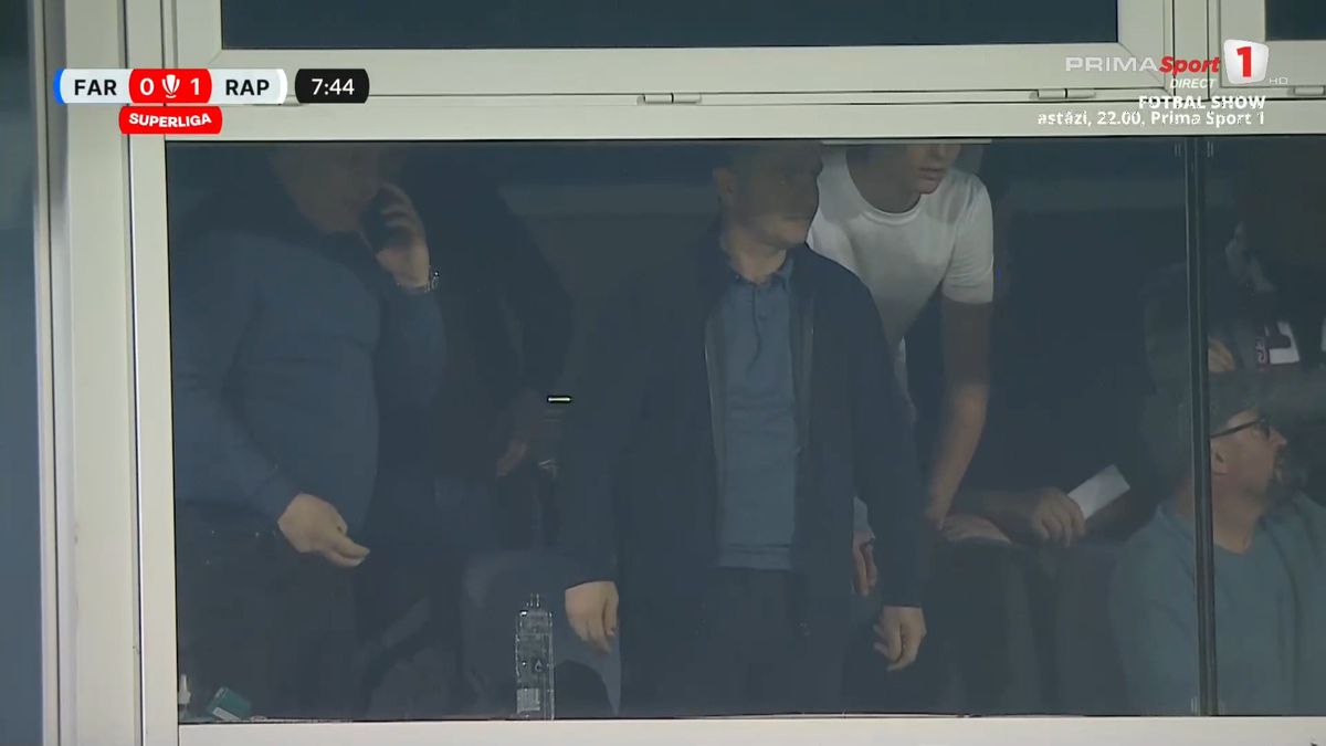 Șumudică, show la interviu! Cu cine ar fi vorbit la telefon în timpul partidei cu Farul: „Ați văzut voi? Sunt cu pastilele în buzunar, îi e frică să nu fac ceva”