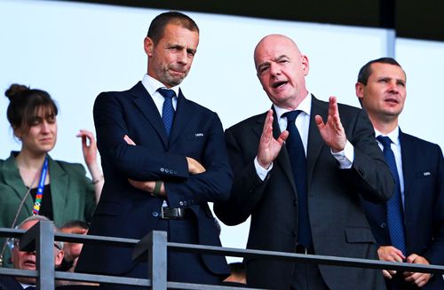 Ceferin, în stânga, alături de Infantino / FOTO: GettyImages