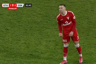 Reprobabil! Valentin Costache, gest obscen la adresa unui adversar » Camerele TV au surprins totul