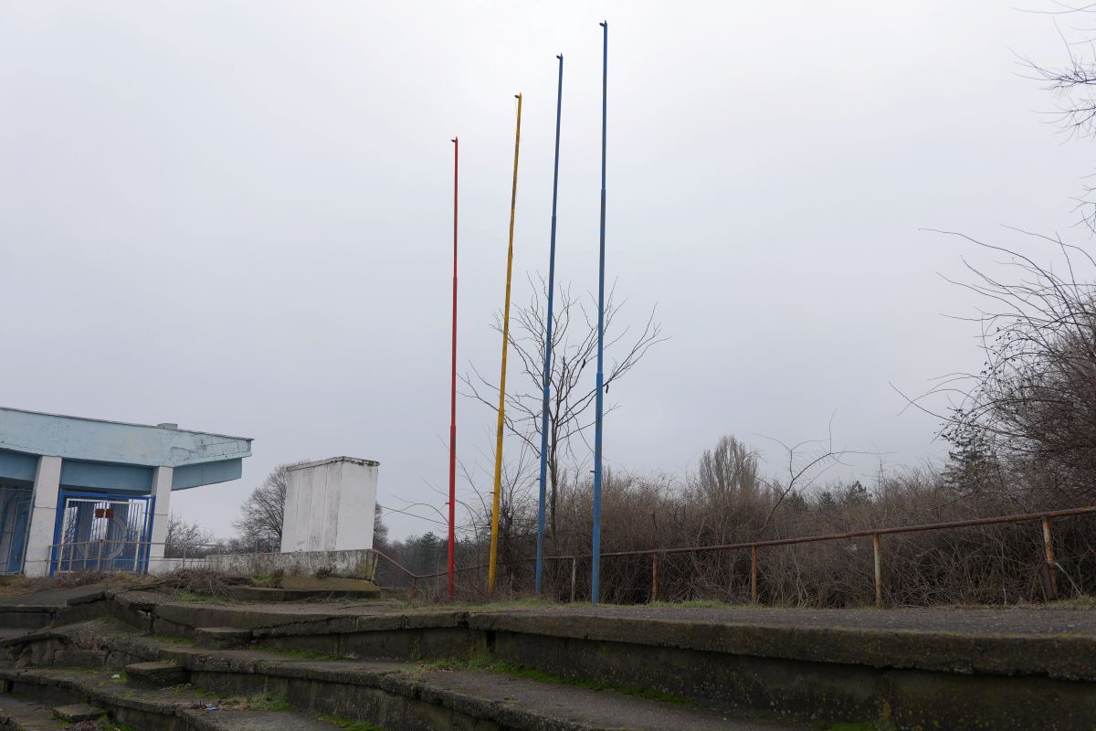 Stadionul de 20.000 de locuri din România se descompune! Reportaj GSP pe arena abandonată de autorități: nimeni nu o mai poate salva!