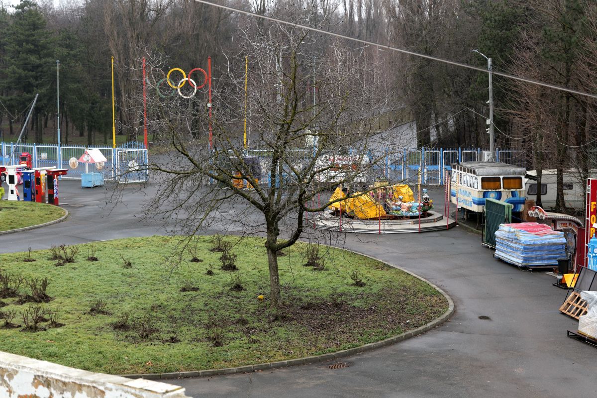 Stadionul de 20.000 de locuri din România se descompune! Reportaj GSP pe arena abandonată de autorități: nimeni nu o mai poate salva!