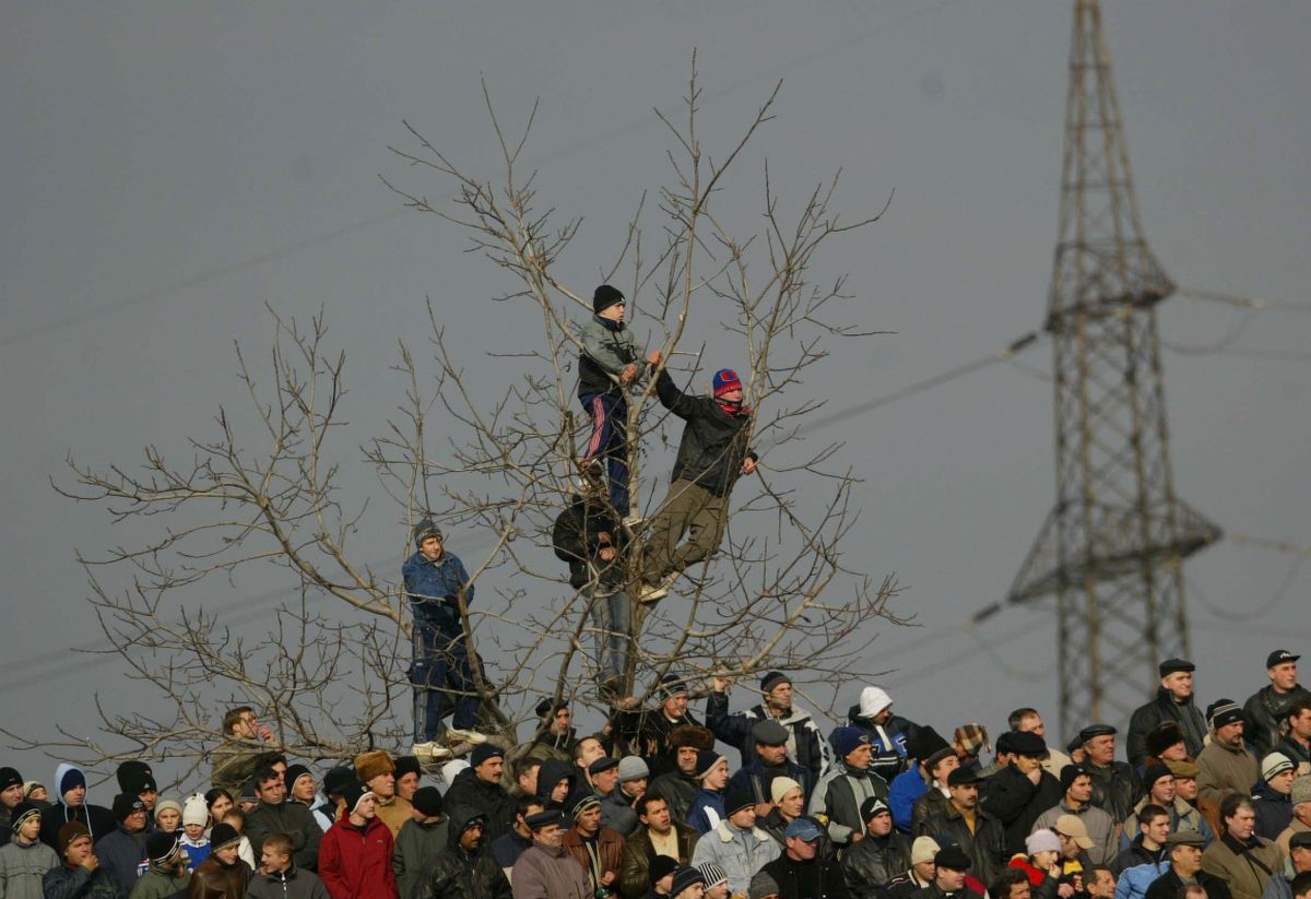 Când FCSB și Dinamo au jucat la Brăila: imagini din alte timpuri de pe „Municipalul” brăilean