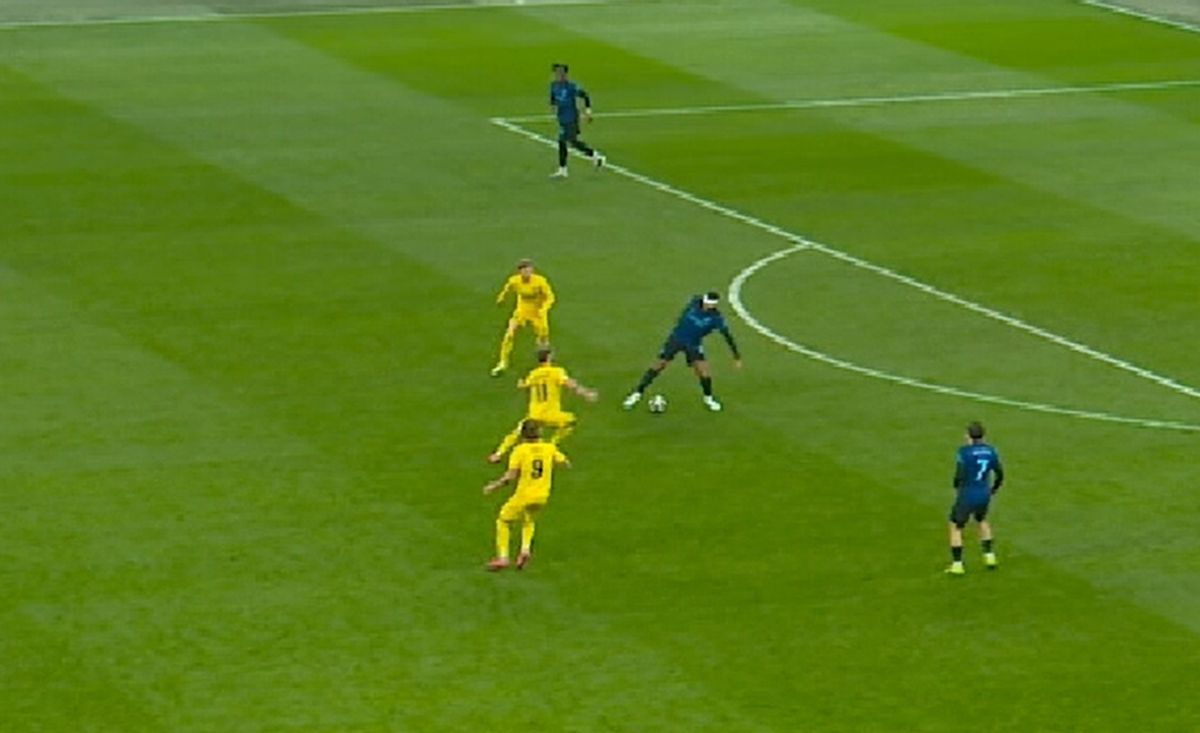 Omul de bază l-a „trădat” pe Cristi Chivu! » Gafă de amatori în Inter Milano - Bodo/Glimt