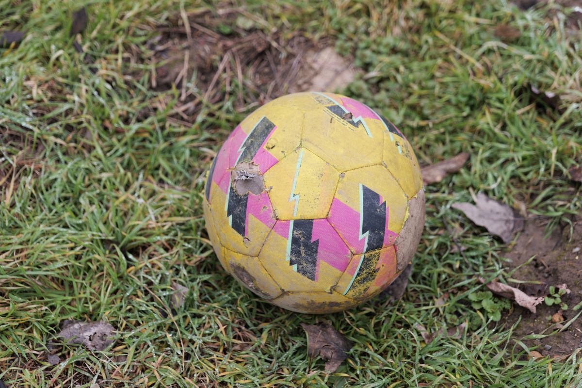 Stadionul de 20.000 de locuri din România se descompune! Reportaj GSP pe arena abandonată de autorități: nimeni nu o mai poate salva!