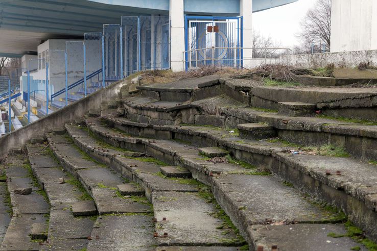 Stadionul din Brăila se află într-o stare de degradare fără precedent / FOTO: Andrei Furnigă (GSP)