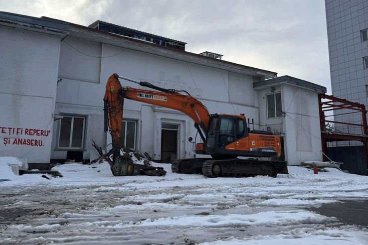 Urmează demolarea fostei tribune oficiale din Calea Floreasca // FOTO: Facebook @Noul Stadion Dinamo