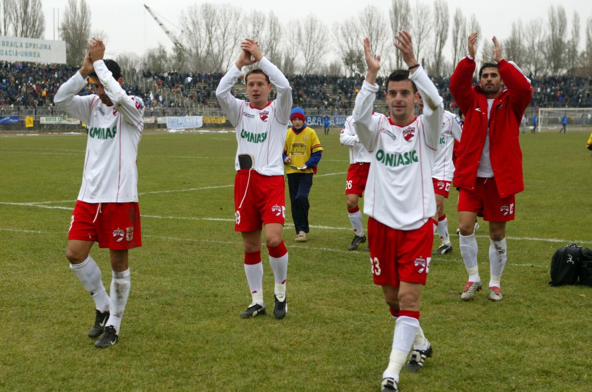 Când FCSB și Dinamo au jucat la Brăila: imagini din alte timpuri de pe „Municipalul” brăilean