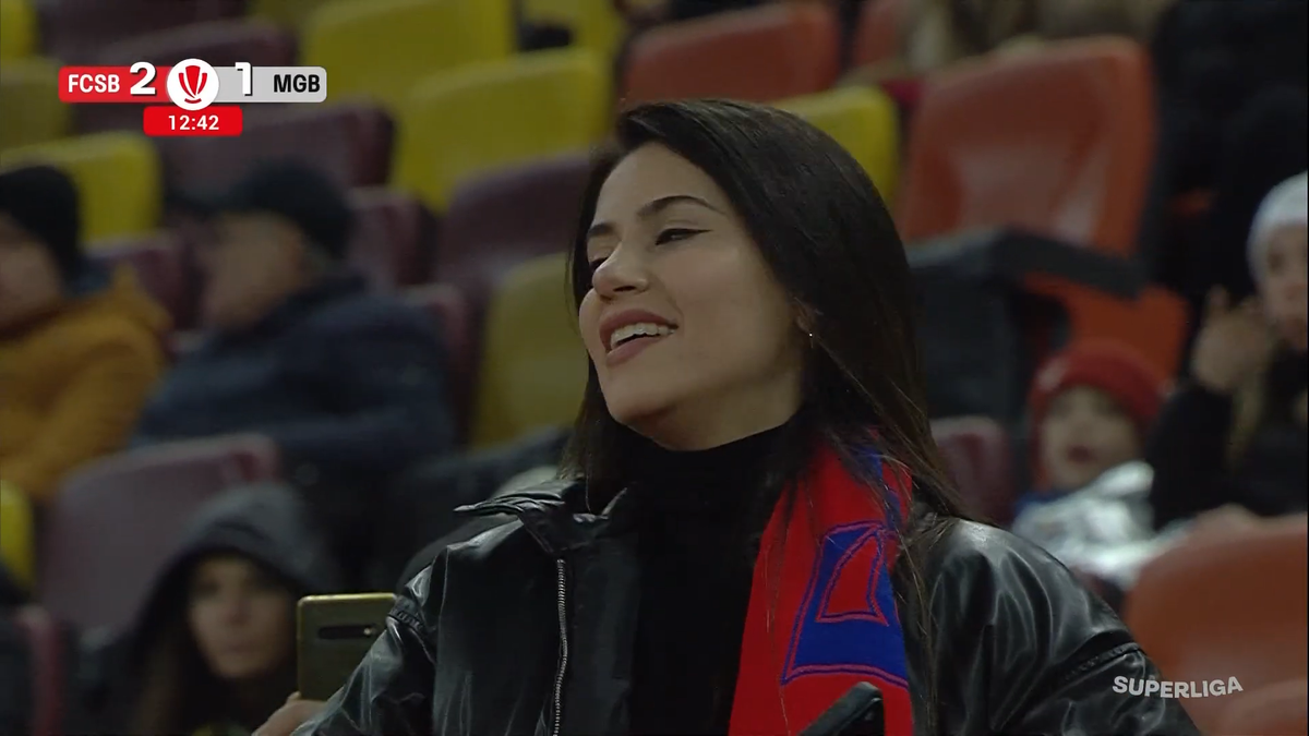 Soția titularului de la FCSB, la prima apariție pe Arena Națională » Cum a fost surprinsă în tribune