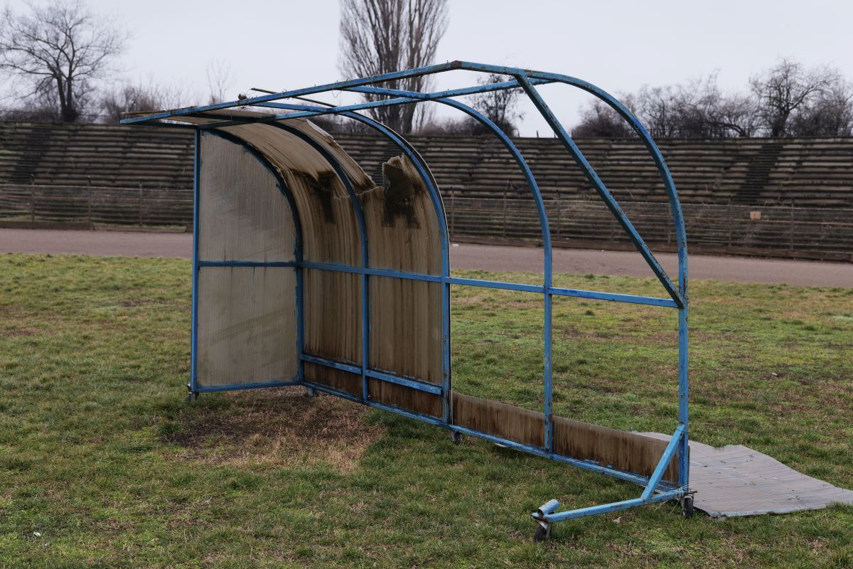 Stadionul de 20.000 de locuri din România se descompune! Reportaj GSP pe arena abandonată de autorități: nimeni nu o mai poate salva!
