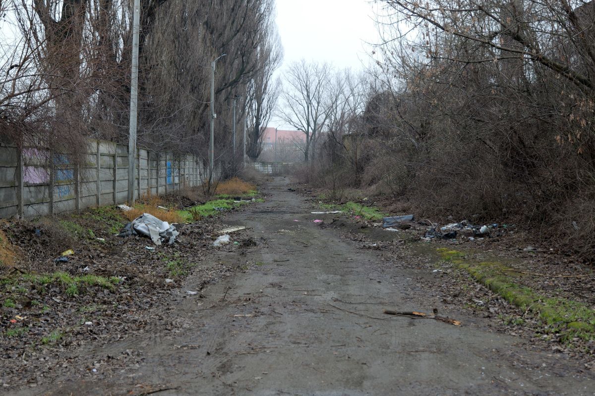 Stadionul de 20.000 de locuri din România se descompune! Reportaj GSP pe arena abandonată de autorități: nimeni nu o mai poate salva!