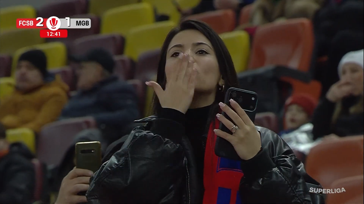 Soția titularului de la FCSB, la prima apariție pe Arena Națională » Cum a fost surprinsă în tribune