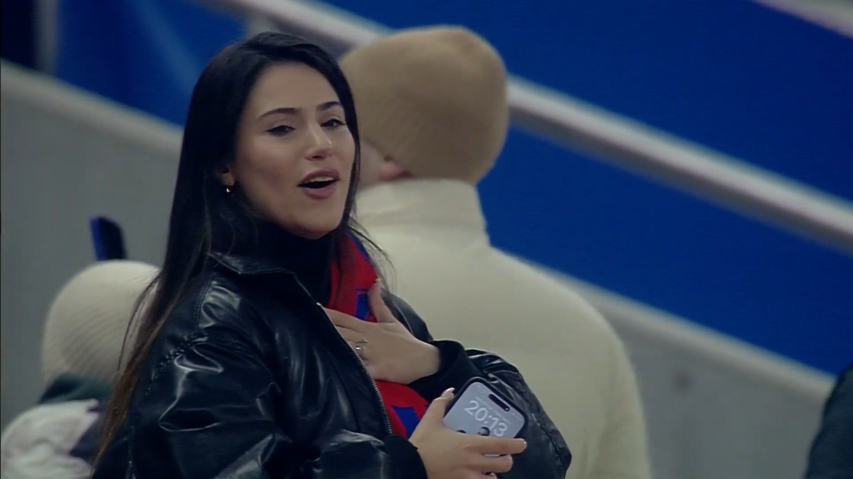Soția titularului de la FCSB, la prima apariție pe Arena Națională » Cum a fost surprinsă în tribune