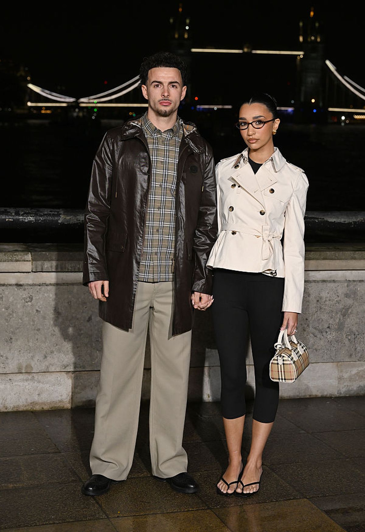 Trei vedete din Premier League, la cea mai provocatoare defilare din cadrul Săptămânii Modei de la Londra